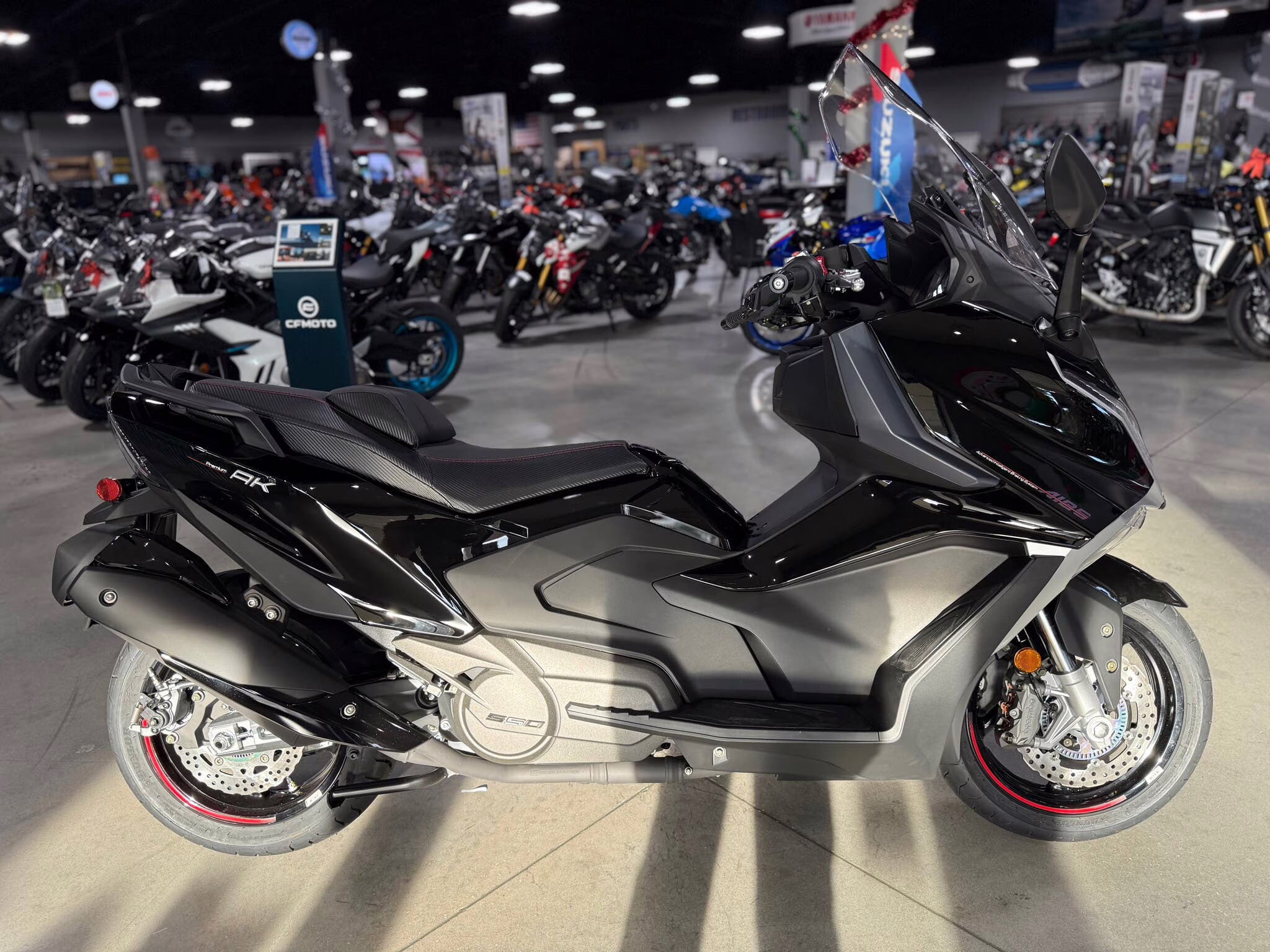 2026 - KYMCO AK 550i ABS Premium Motorcycle