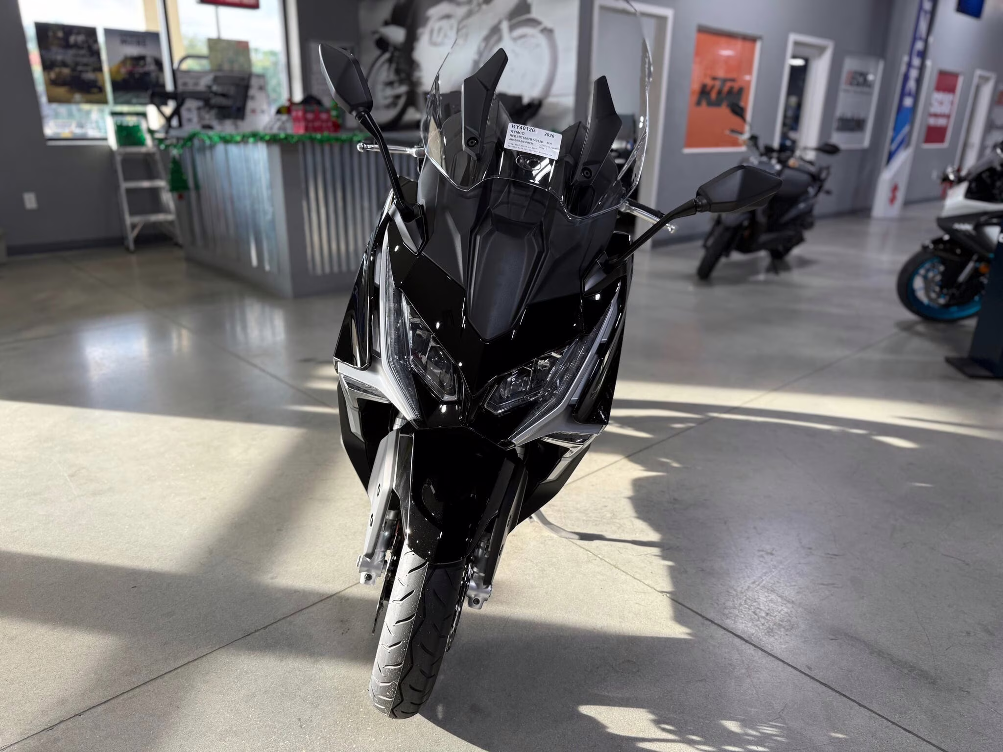 2026 - KYMCO AK 550i ABS Premium Motorcycle