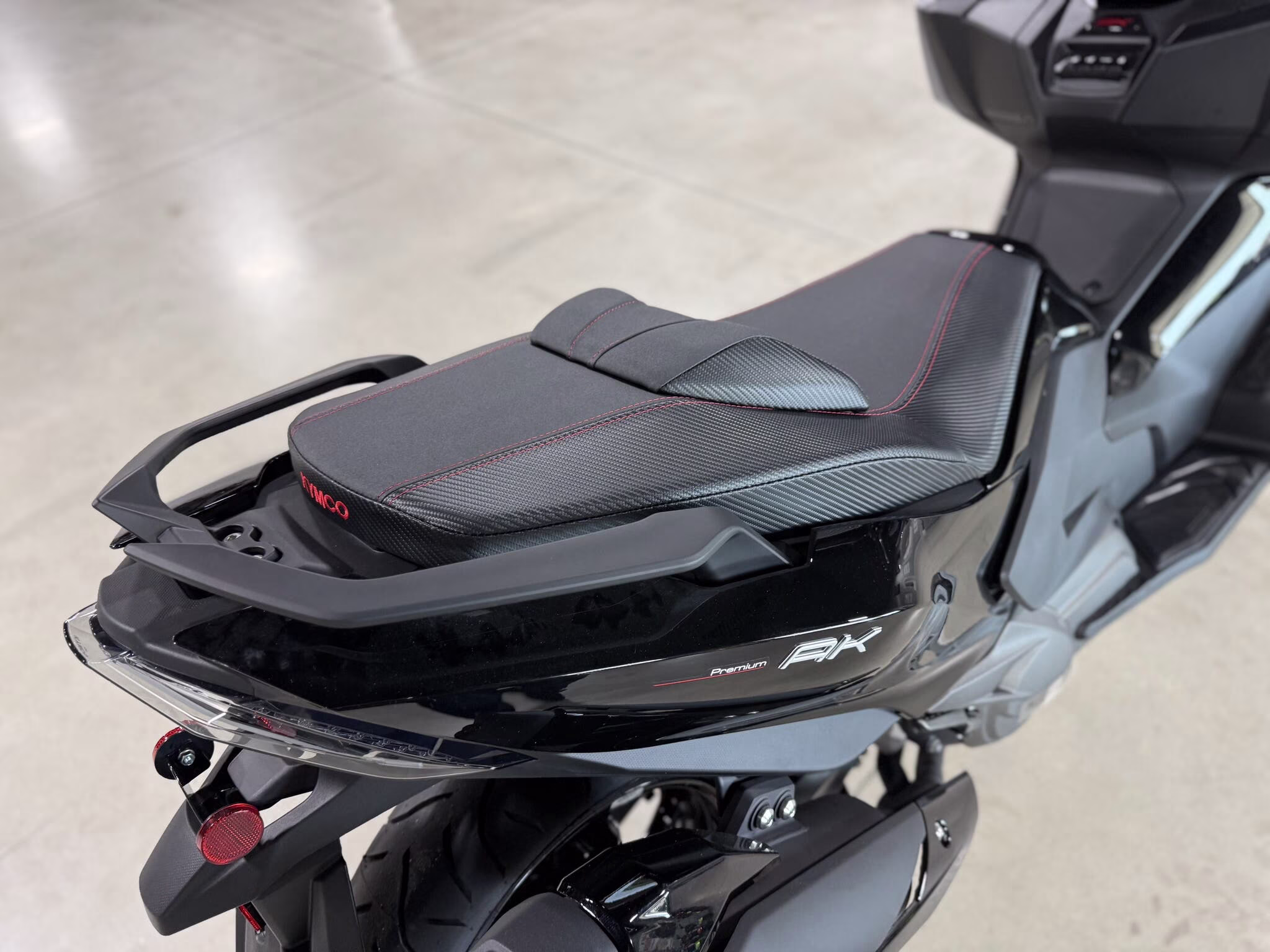 2026 - KYMCO AK 550i ABS Premium Motorcycle