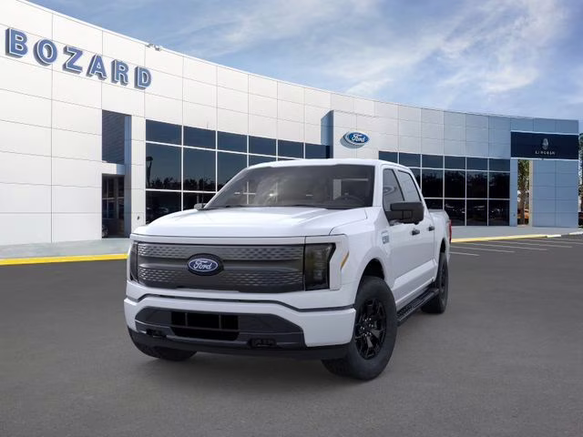 2025 Oxford White Ford F-150 Lightning XLT AWD Truck