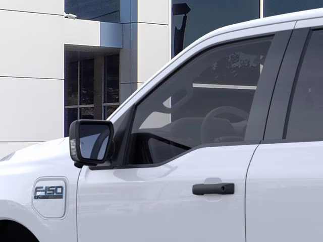 2025 Oxford White Ford F-150 Lightning XLT AWD Truck