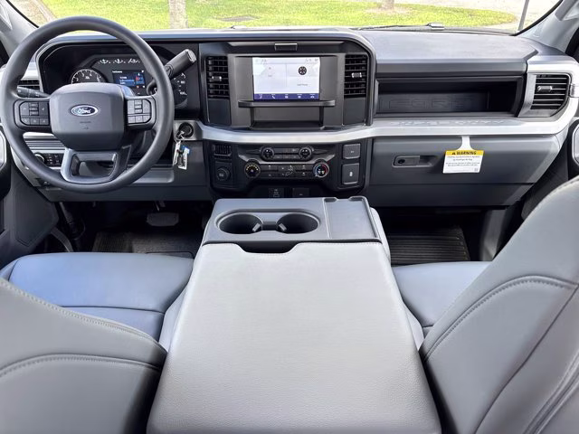 2026 Oxford White Ford Super Duty F-350 SRW XL RWD Truck