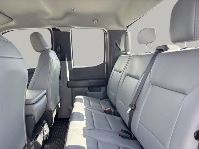 2026 Oxford White Ford Super Duty F-350 SRW XL RWD Truck