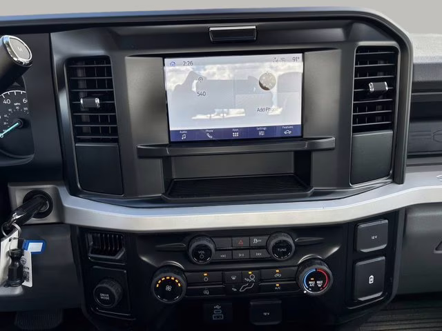 2026 Oxford White Ford Super Duty F-350 SRW XL RWD Truck