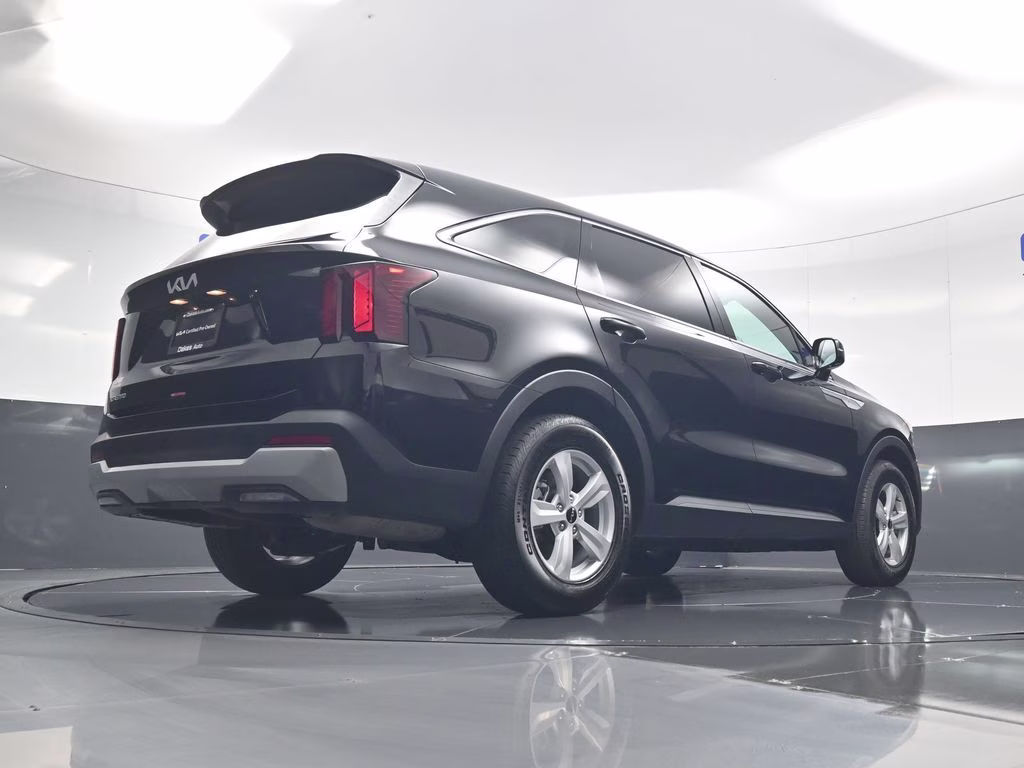 2026 Ebony Black Kia Sorento LX FWD SUV