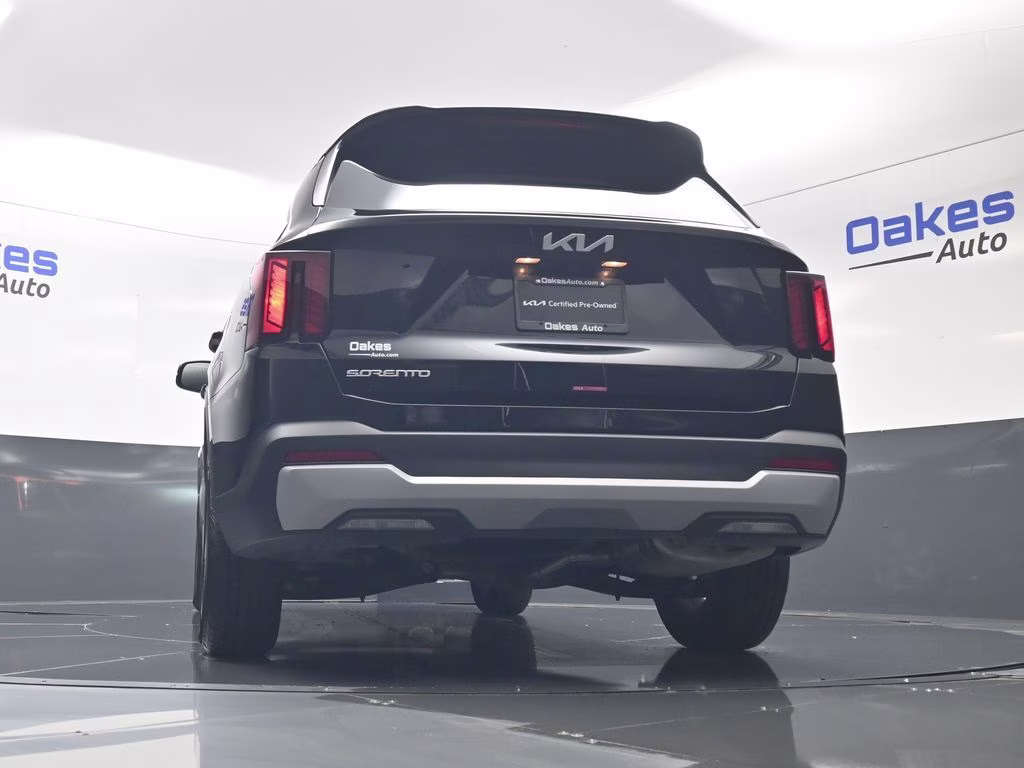 2026 Ebony Black Kia Sorento LX FWD SUV