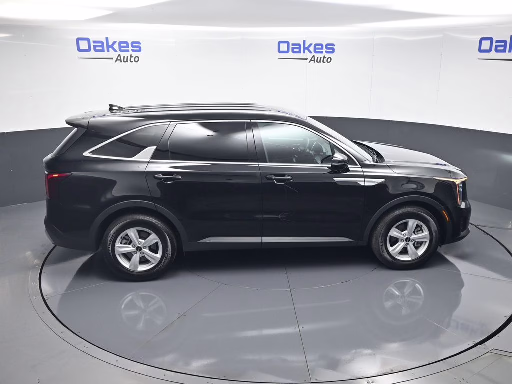 2026 Ebony Black Kia Sorento LX FWD SUV
