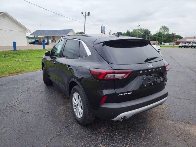 2024 Agate Black Metallic Ford Escape Active AWD SUV