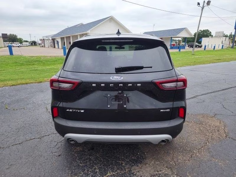 2024 Agate Black Metallic Ford Escape Active AWD SUV