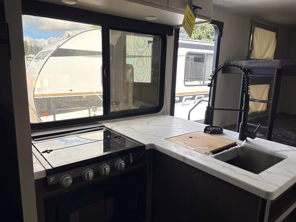 2026 Prime Time Tracer 275BH Trailer