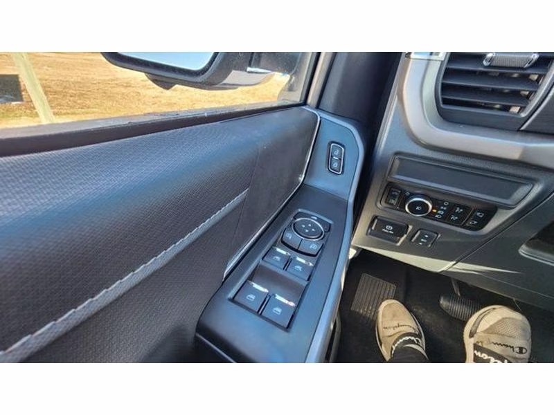 2025 Oxford White Ford F-150 XLT 4X4 Truck