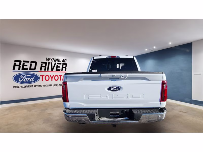 2025 Oxford White Ford F-150 XLT 4X4 Truck