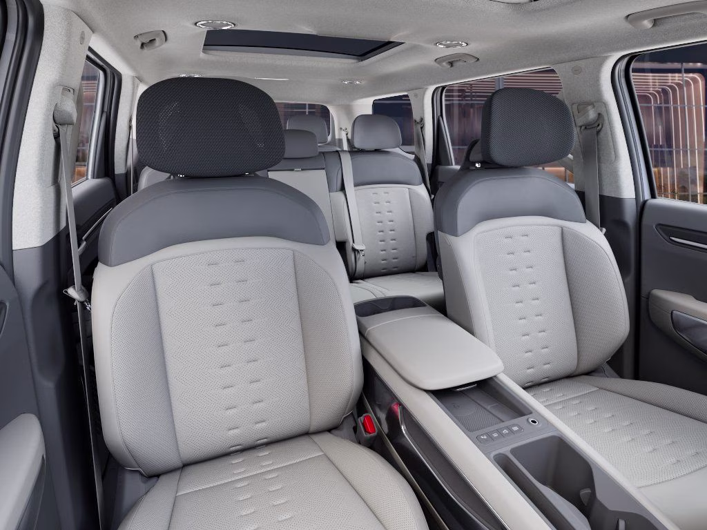 2026 Glacial White Pearl Kia EV9 Wind AWD SUV
