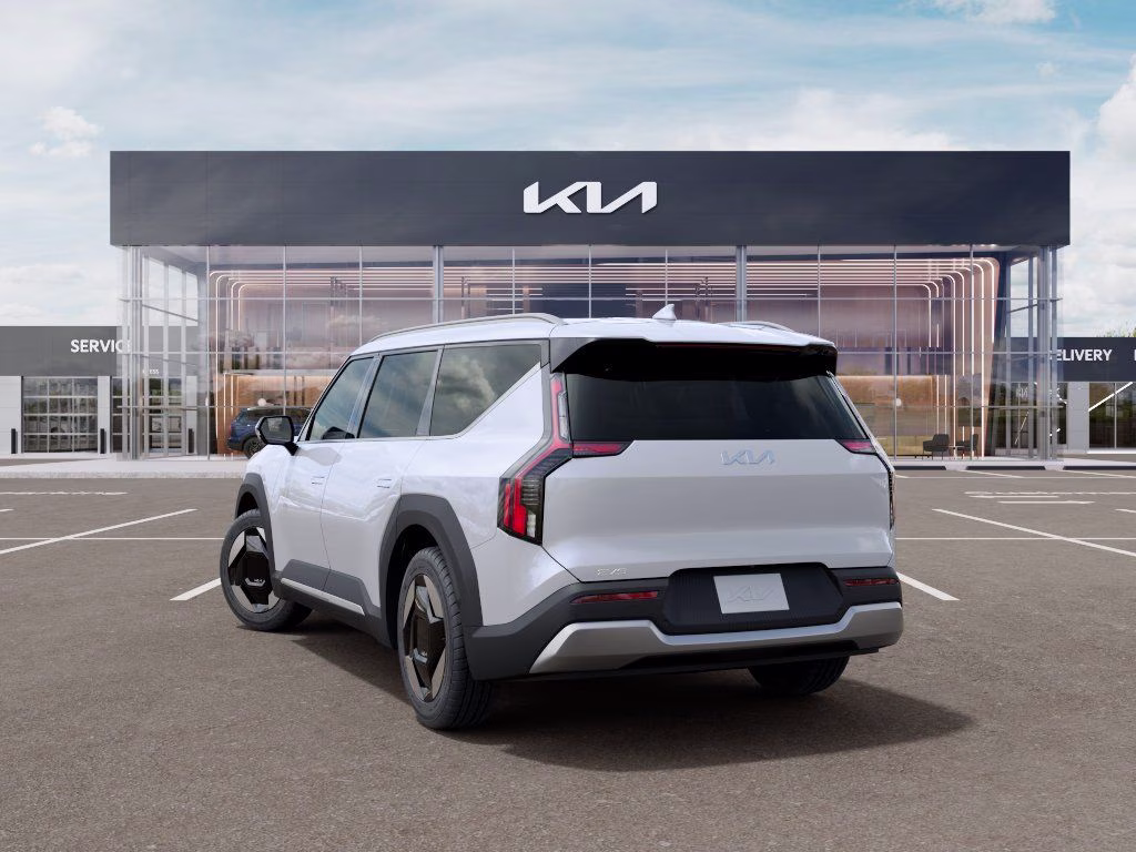 2026 Glacial White Pearl Kia EV9 Wind AWD SUV