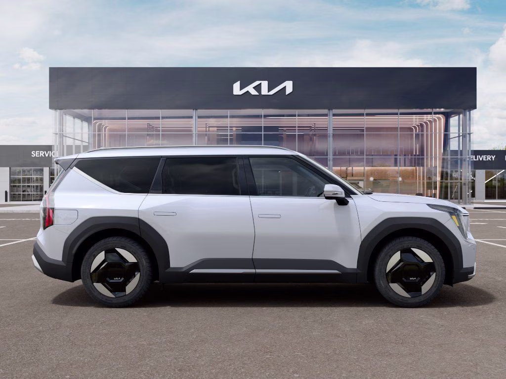2026 Glacial White Pearl Kia EV9 Wind AWD SUV