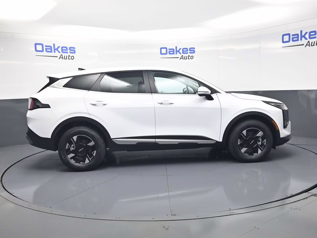 2026 Glacial White Pearl Kia Sportage LX AWD SUV
