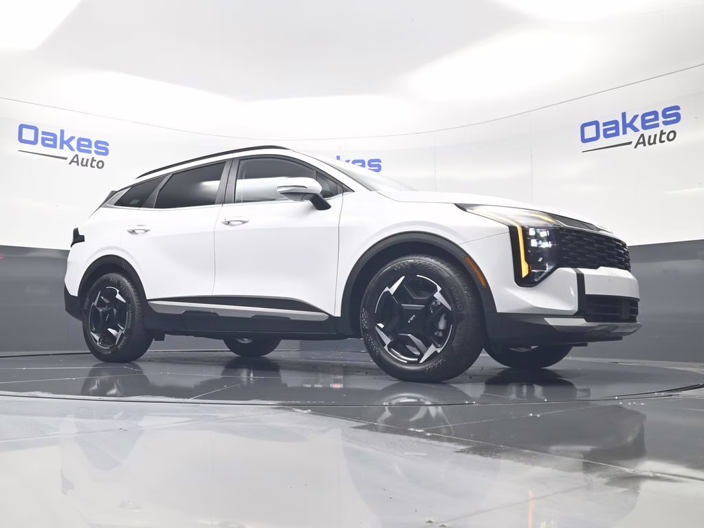 2026 Glacial White Pearl Kia Sportage EX FWD SUV