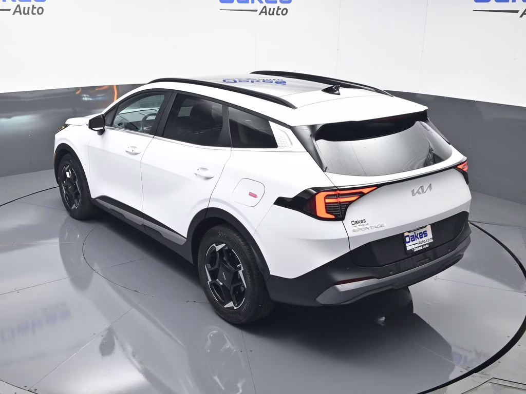 2026 Glacial White Pearl Kia Sportage EX FWD SUV