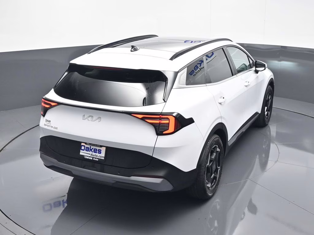2026 Glacial White Pearl Kia Sportage EX FWD SUV