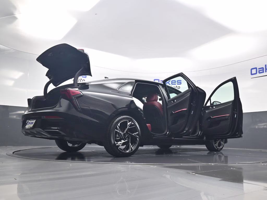 2025 Aurora Black Pearl Kia K5 GT-Line AWD Sedan