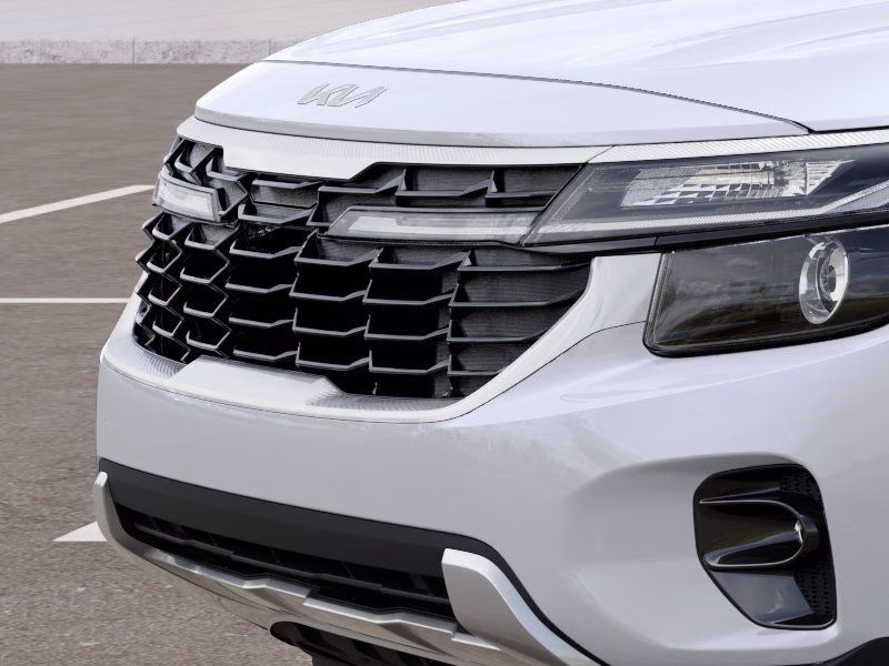2026 Snow White Pearl Kia Seltos EX FWD SUV