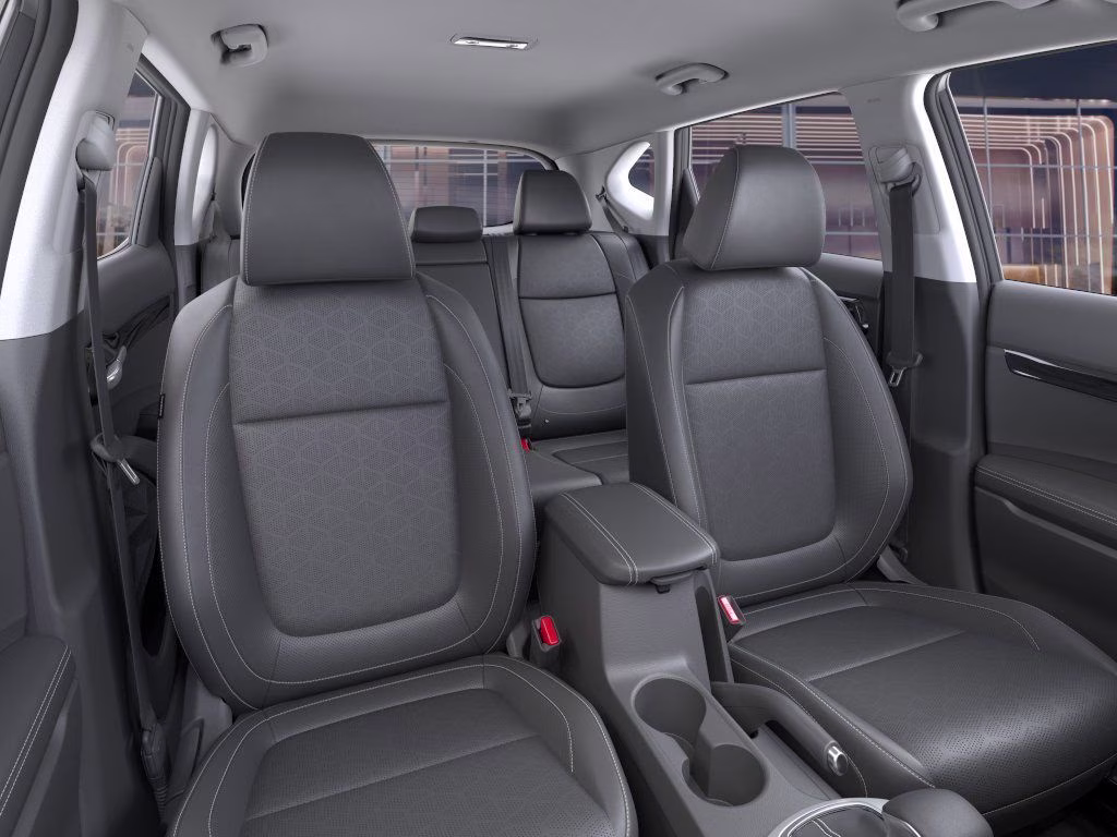 2026 Snow White Pearl Kia Seltos EX FWD SUV
