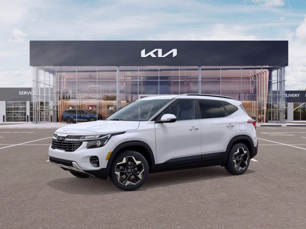 2026 Snow White Pearl Kia Seltos EX FWD SUV