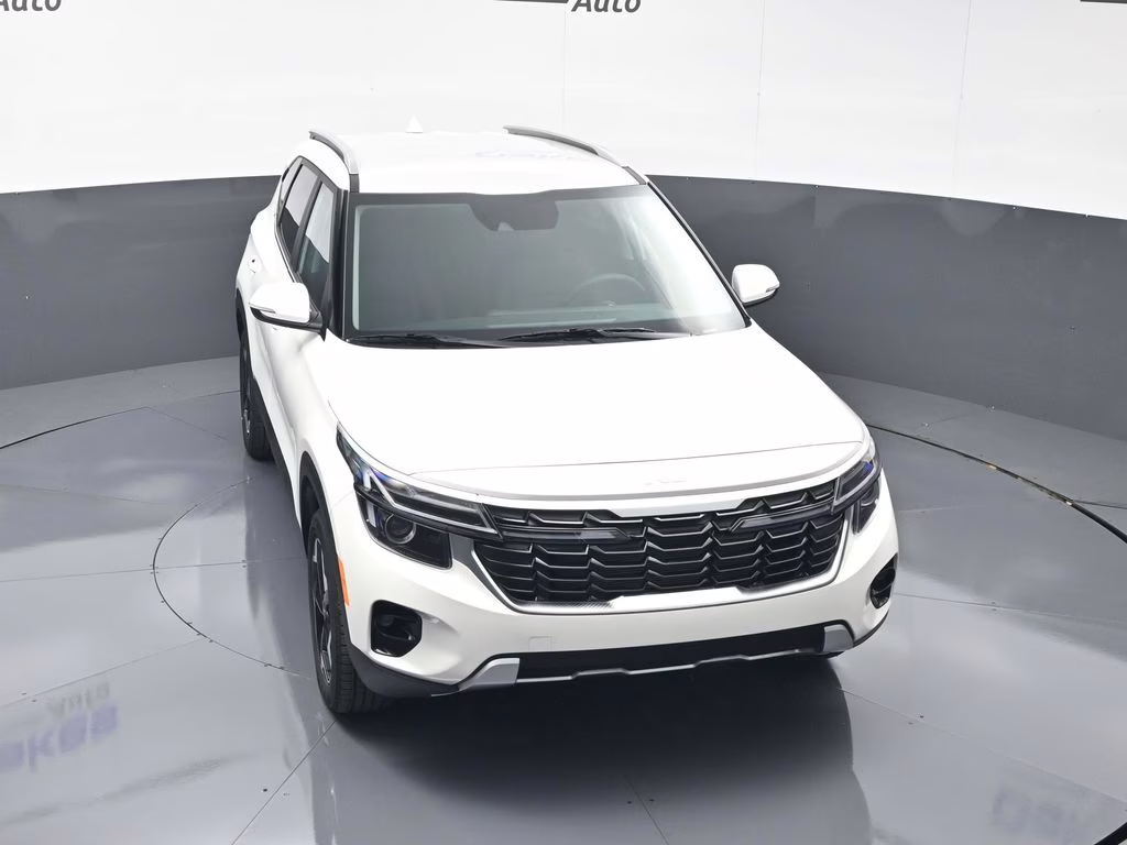 2026 Snow White Pearl Kia Seltos EX AWD SUV