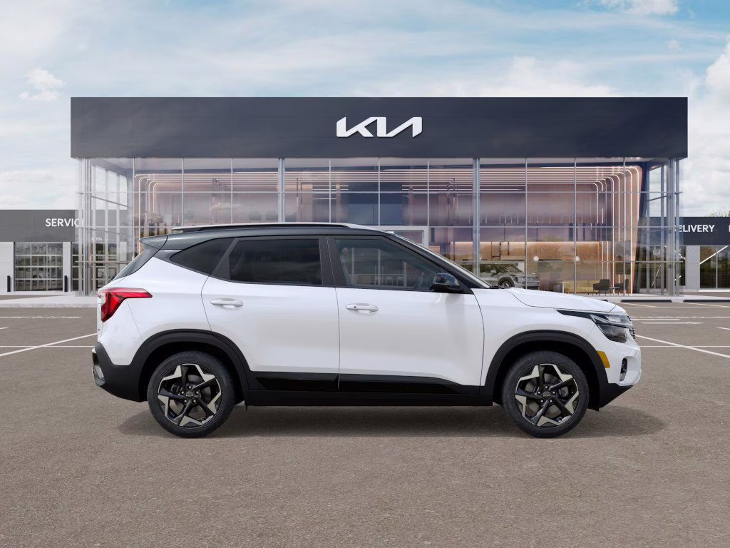 2026 Clear White/Black Roof Kia Seltos S AWD SUV