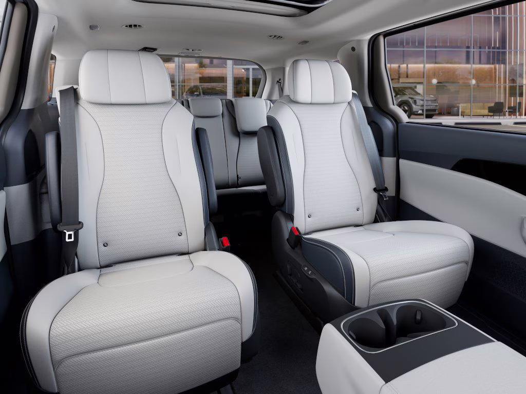 2026 Ceramic Silver Kia Carnival SX Prestige FWD Van