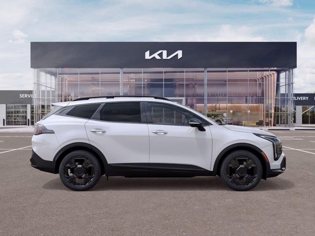 2026 Snow White Pearl Kia Sportage Hybrid X-Line AWD SUV