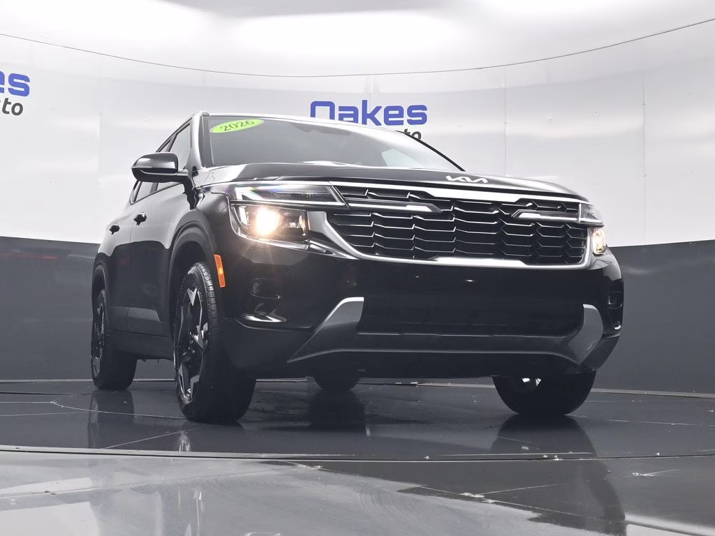 2026 Fusion Black Kia Seltos S AWD SUV