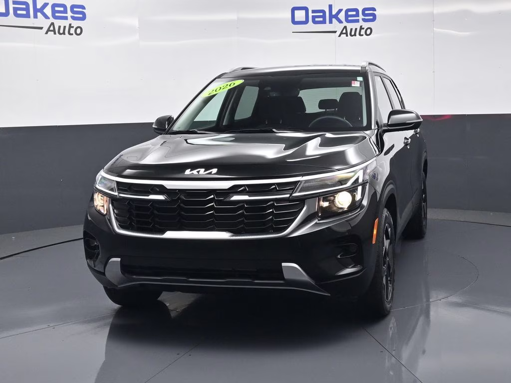 2026 Fusion Black Kia Seltos S AWD SUV