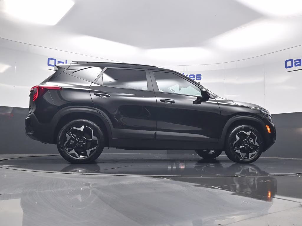 2026 Fusion Black Kia Seltos S AWD SUV
