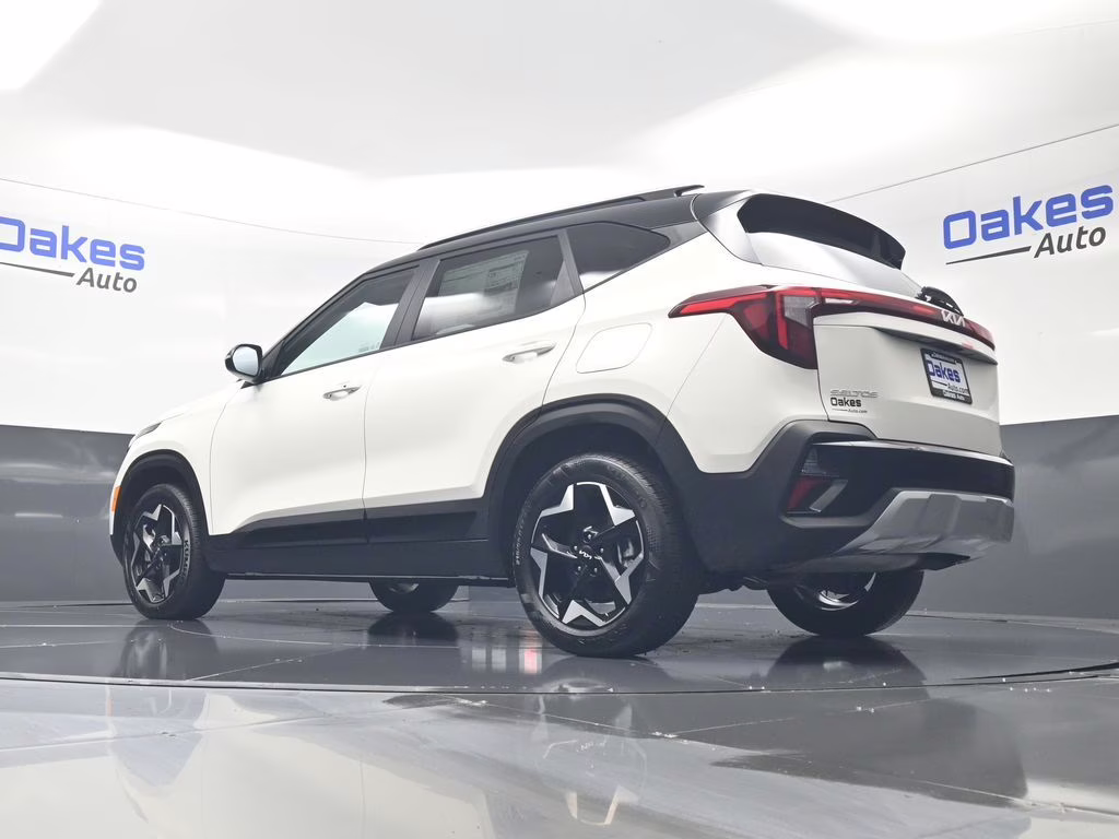 2026 Clear White/Black Roof Kia Seltos S AWD SUV
