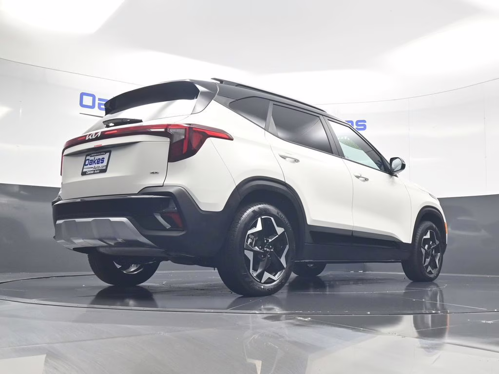 2026 Clear White/Black Roof Kia Seltos S AWD SUV