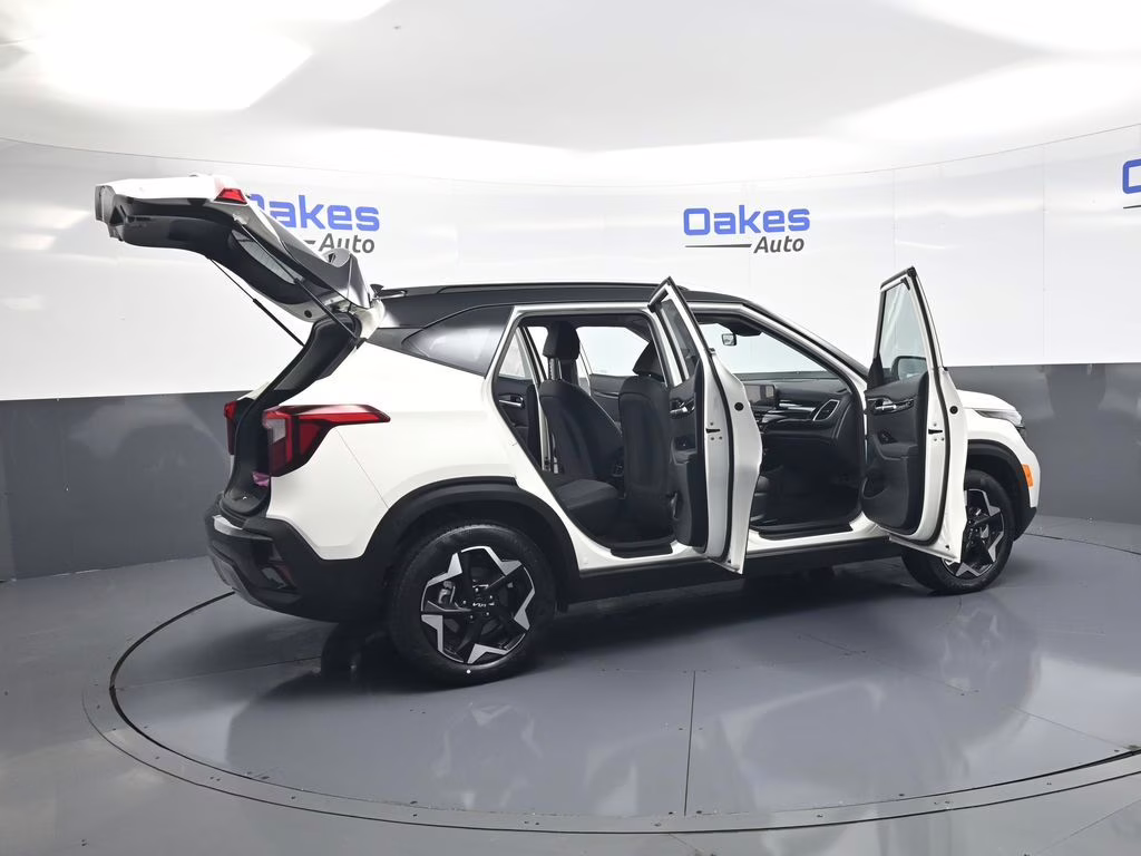 2026 Clear White/Black Roof Kia Seltos S AWD SUV