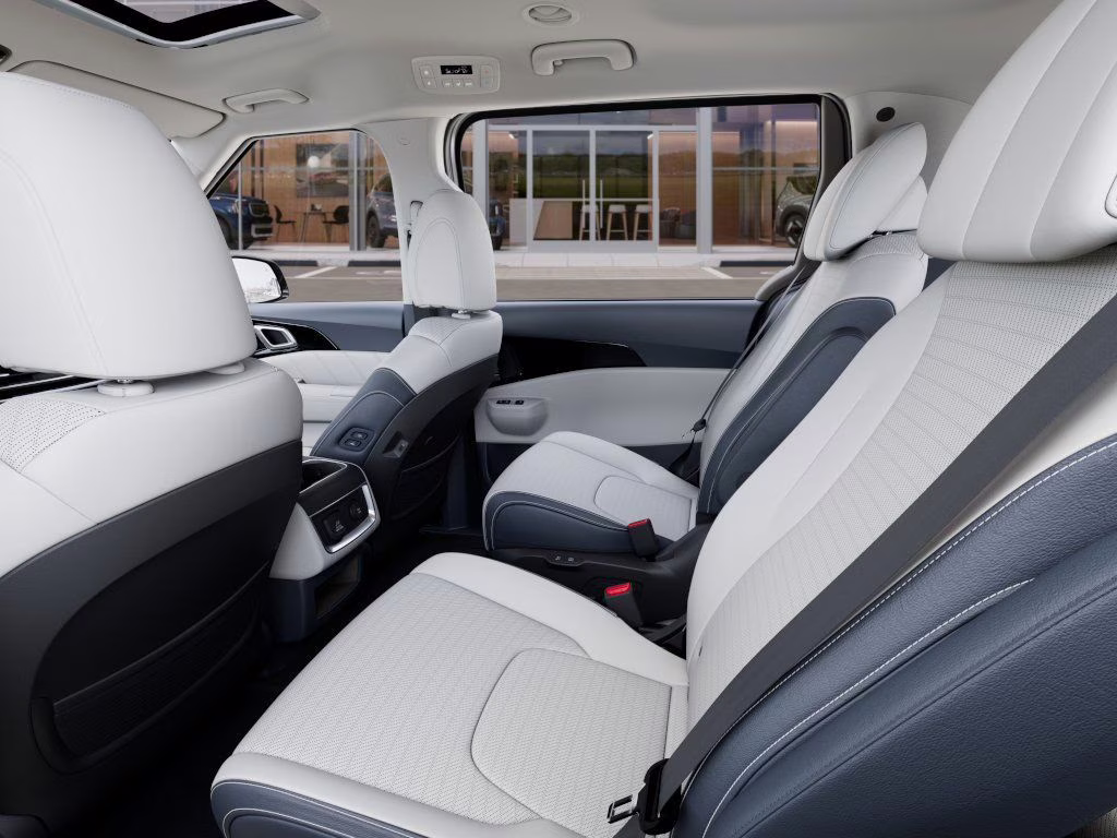 2026 Ceramic Silver Kia Carnival SX Prestige FWD Van