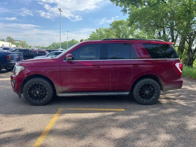 2018 Red Metallic Ford Expedition XLT 4X4 SUV