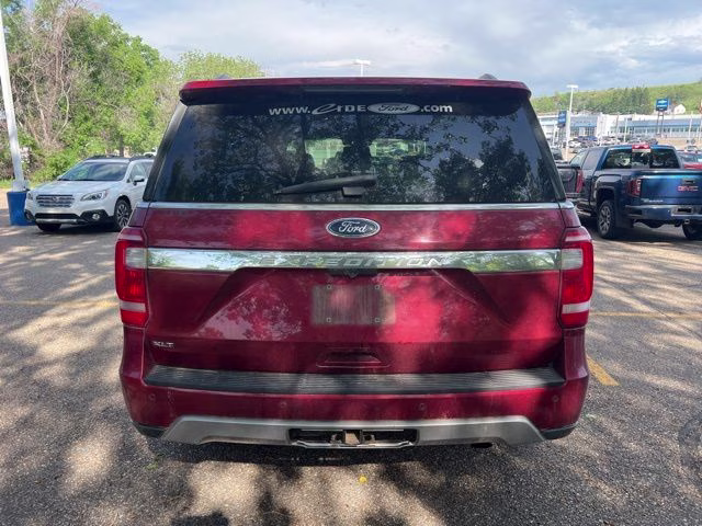 2018 Red Metallic Ford Expedition XLT 4X4 SUV