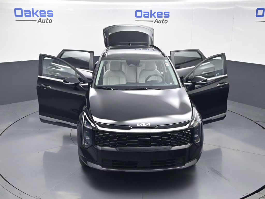 2026 Ebony Black Kia Sportage EX AWD SUV