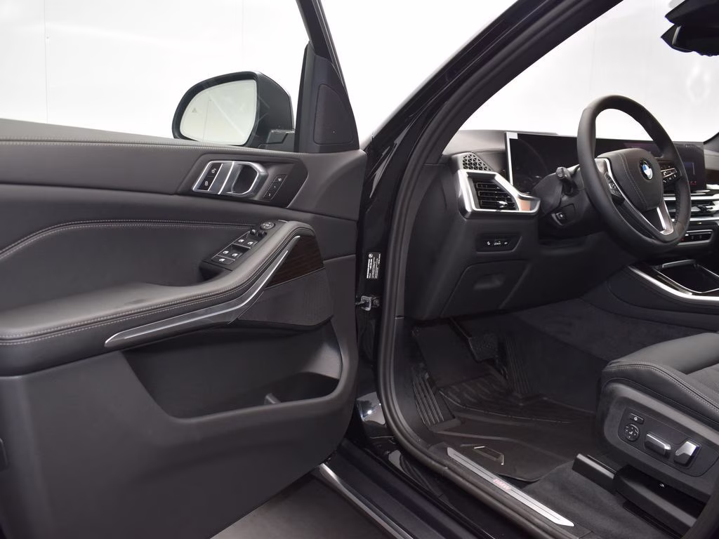 2026 Black Sapphire Metallic BMW X5 sDrive40i RWD SUV
