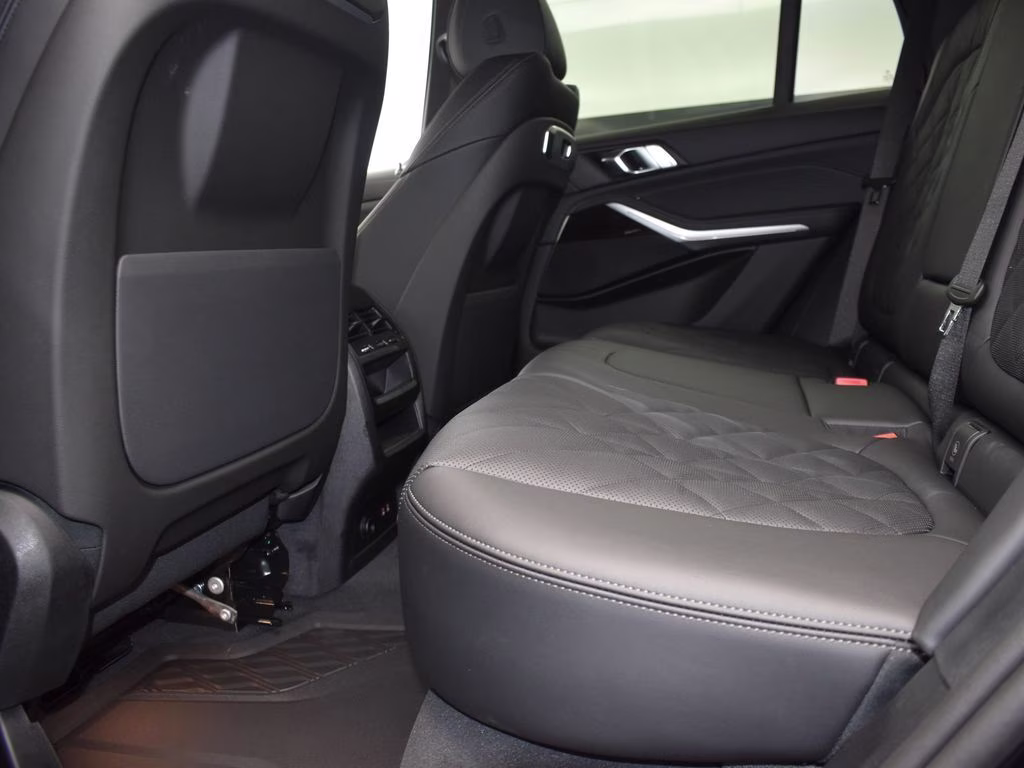 2026 Black Sapphire Metallic BMW X5 sDrive40i RWD SUV