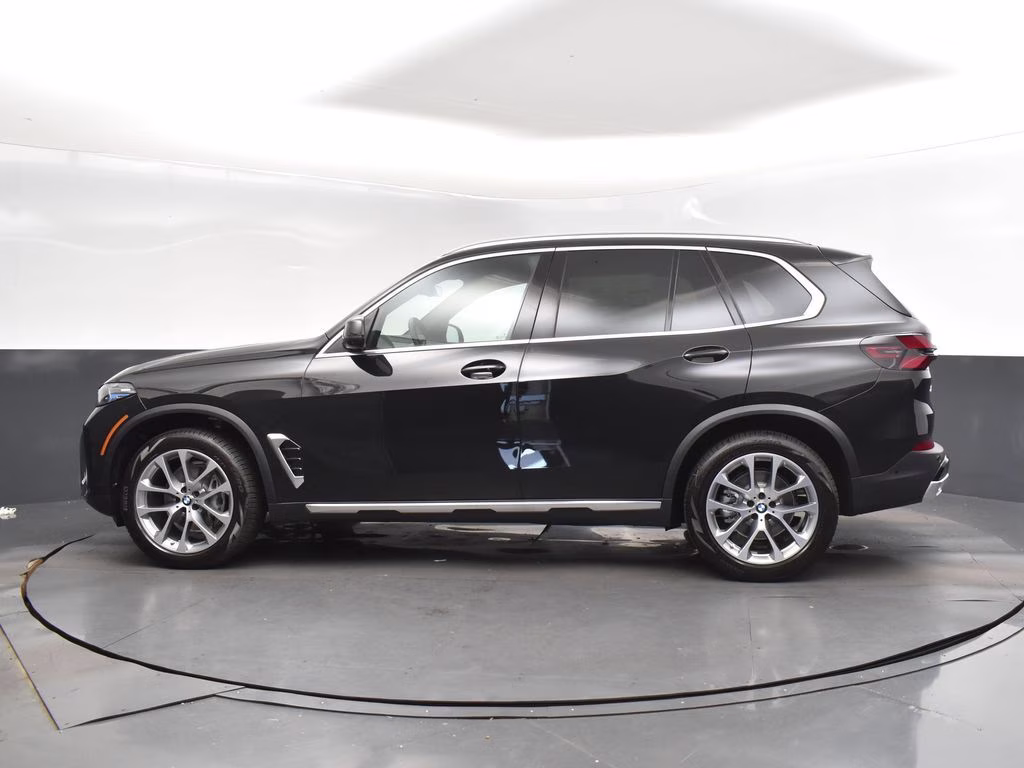 2026 Black Sapphire Metallic BMW X5 sDrive40i RWD SUV