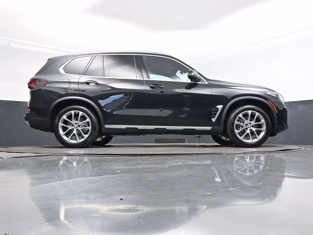 2026 Black Sapphire Metallic BMW X5 sDrive40i RWD SUV