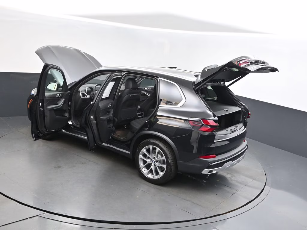 2026 Black Sapphire Metallic BMW X5 sDrive40i RWD SUV