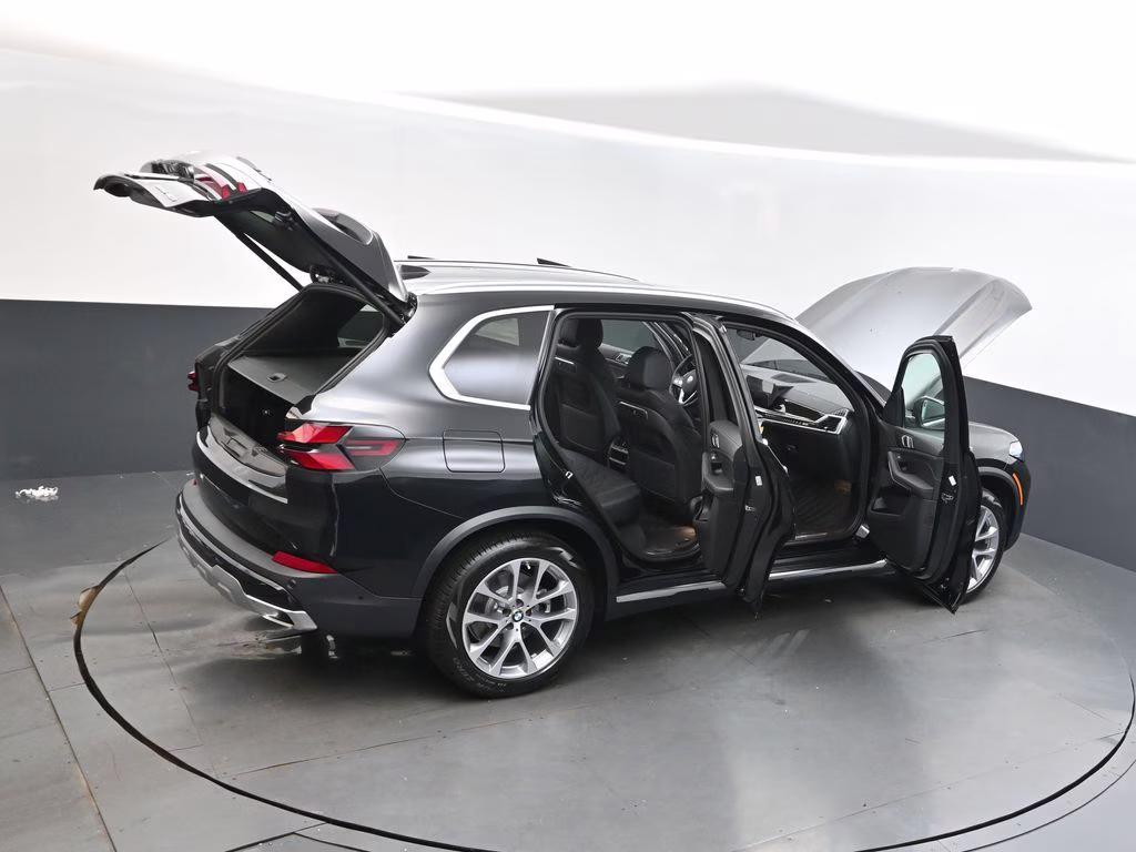2026 Black Sapphire Metallic BMW X5 sDrive40i RWD SUV