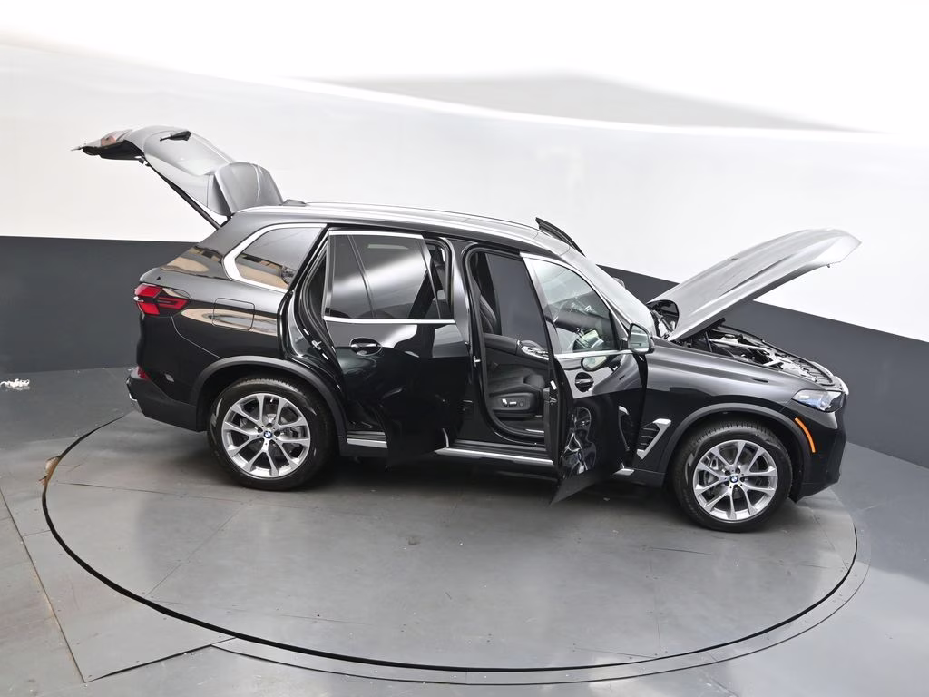 2026 Black Sapphire Metallic BMW X5 sDrive40i RWD SUV