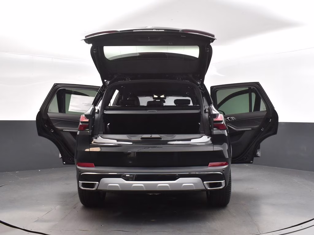 2026 Black Sapphire Metallic BMW X5 sDrive40i RWD SUV
