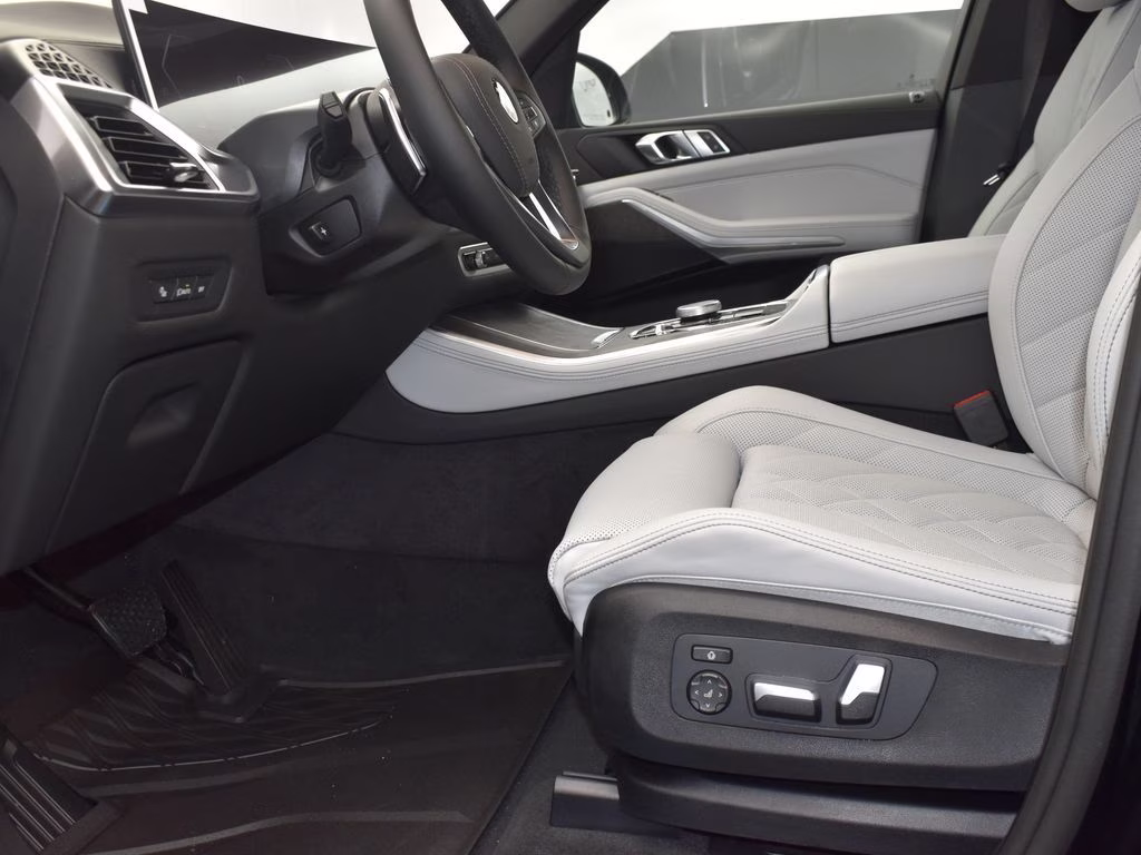2026 Black Sapphire Metallic BMW X5 sDrive40i RWD SUV